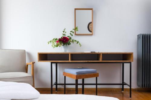 standard_double_with_one_or_two_beds_09